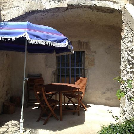 Gite La Parenthese Saint-Hostien Buitenkant foto