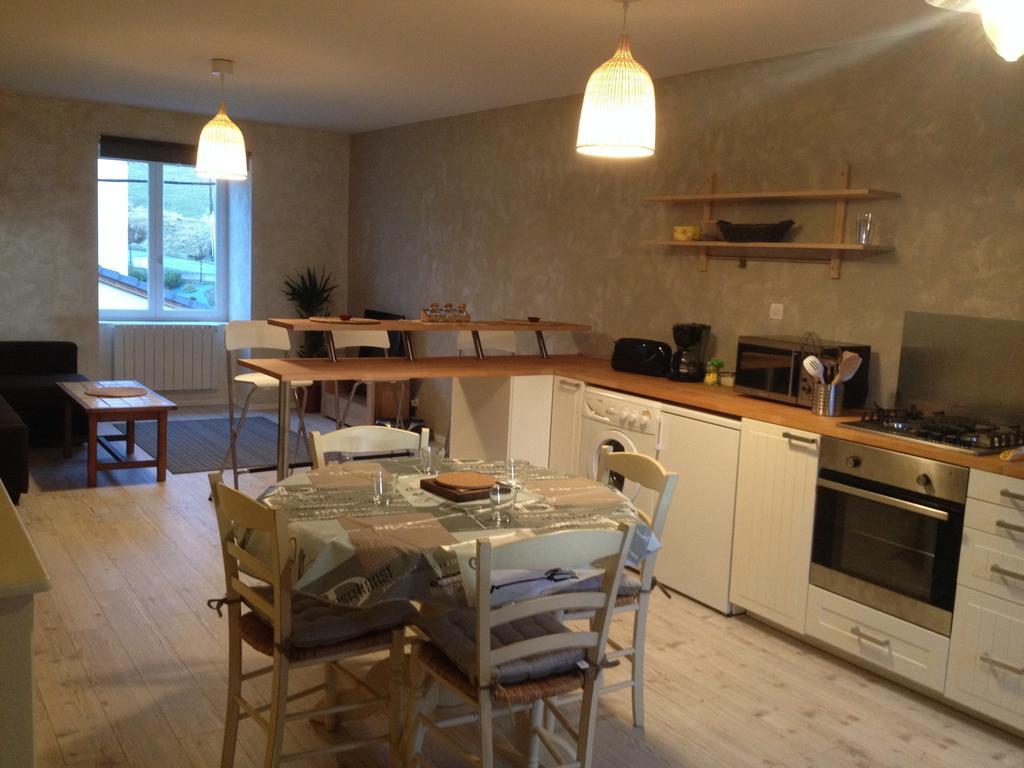 Gite La Parenthese Saint-Hostien Kamer foto